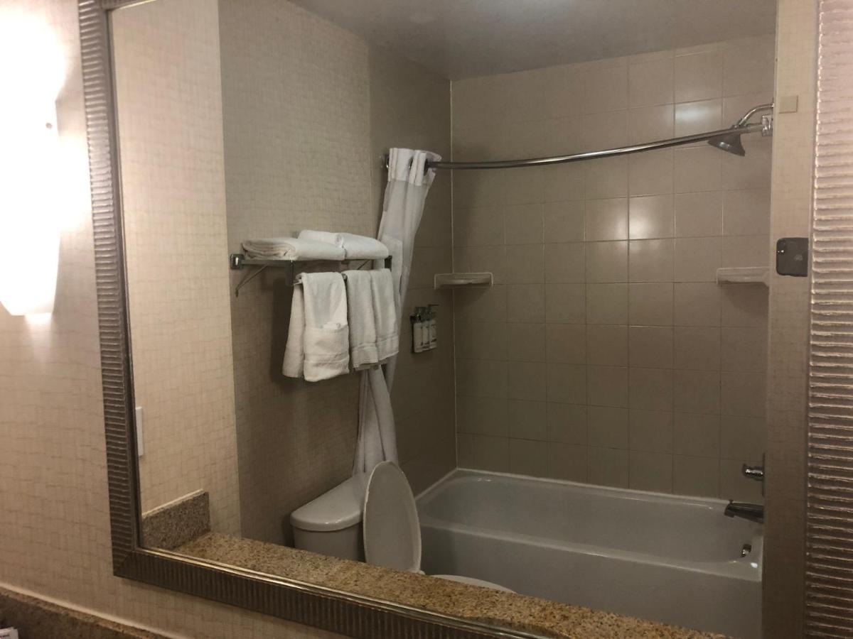 Holiday Inn Express Hotel & Suites Howell By Ihg Exteriör bild